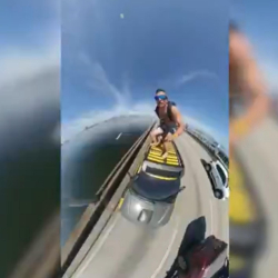 G1: Salto de paraquedas da Ponte Rio-Niterói pôs motoristas e embarcações em risco.